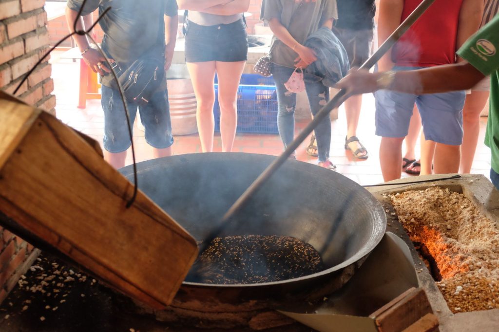cooking class: stir-frying in a wok — Cần Thơ Authentic Day, mekongtodo real Mekong Delta tour